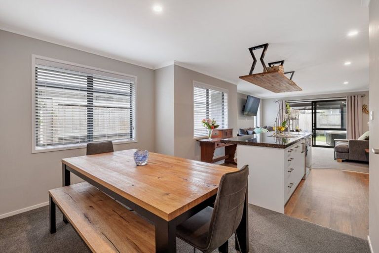 Photo of property in 17 Te Wharo Drive, Papamoa, 3118