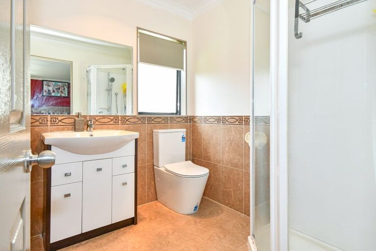 Photo of property in 112 Alfriston Road, Manurewa, Auckland, 2105