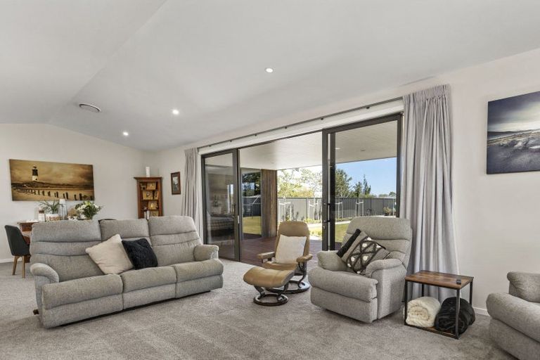 Photo of property in 20 Wycliffe Place, Solway, Masterton, 5810