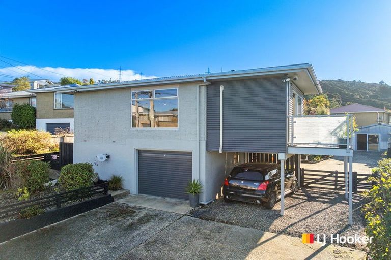 Photo of property in 81 Gilkison Street, Halfway Bush, Dunedin, 9010