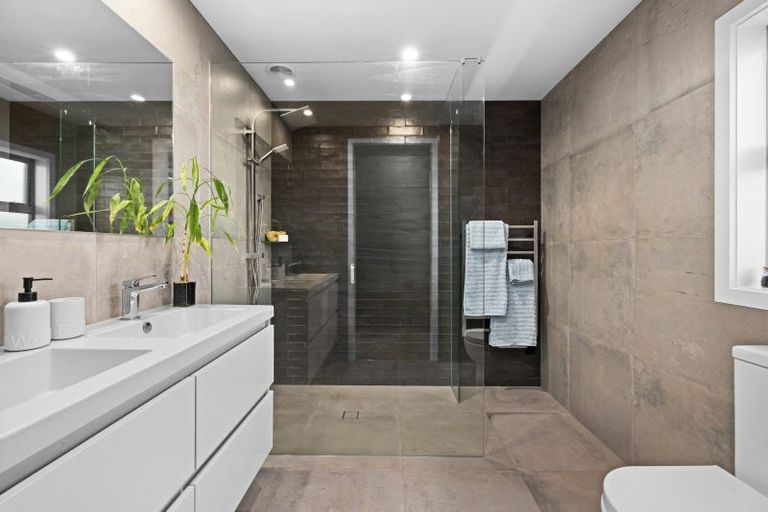 Photo of property in 42 Arbuckle Road, Frimley, Hastings, 4120