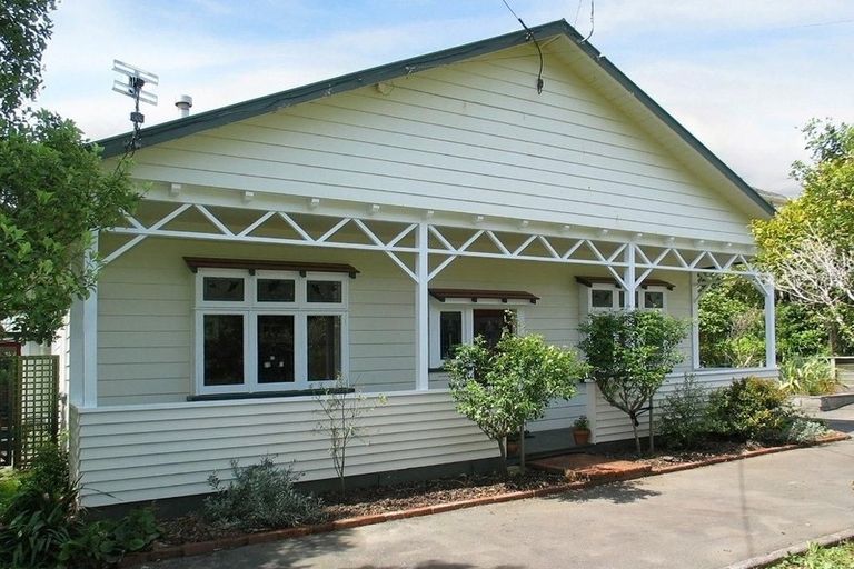 Photo of property in 74 Standen Street, Karori, Wellington, 6012