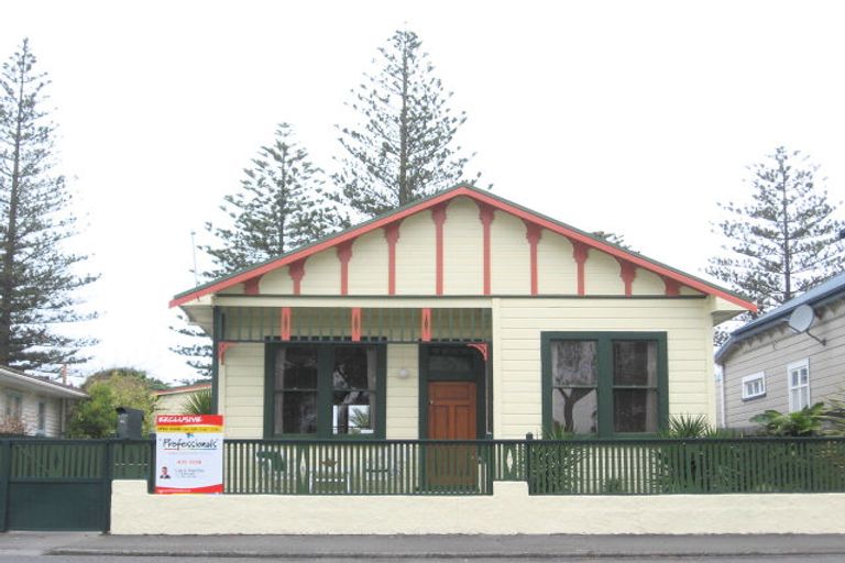 Photo of property in 54 Te Awa Avenue, Te Awa, Napier, 4110