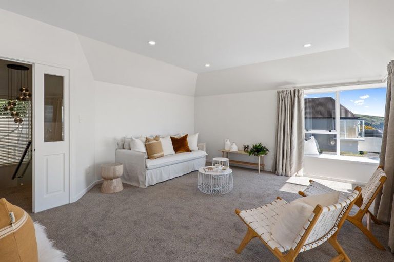 Photo of property in 2/79 Cannon Hill Crescent, Mount Pleasant, Christchurch, 8081