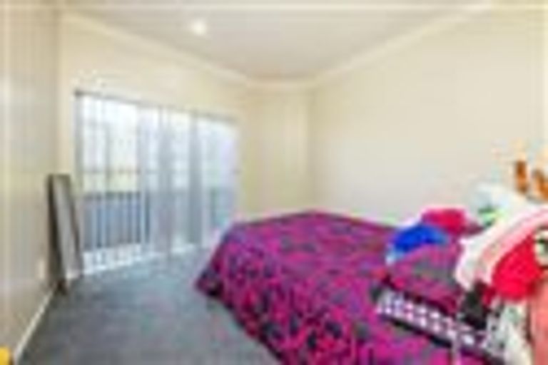 Photo of property in 29 Chieftain Rise, Goodwood Heights, Auckland, 2105