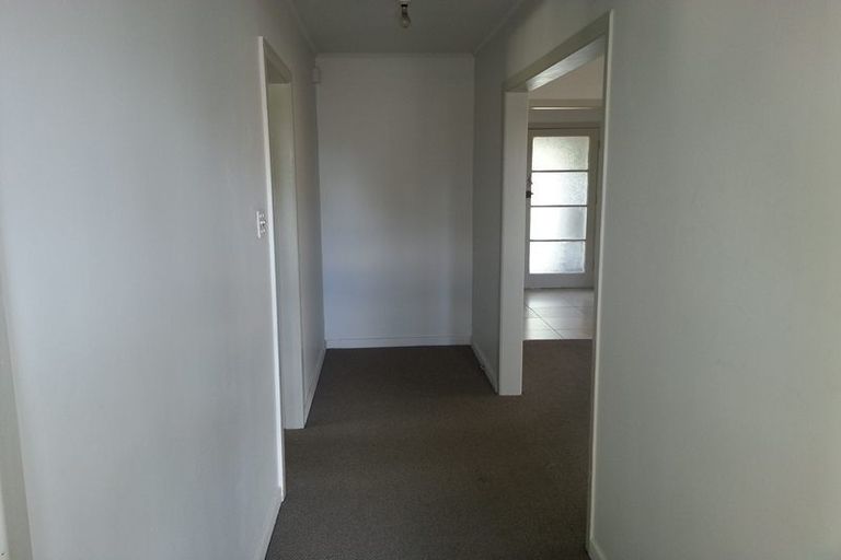 Photo of property in 26 Miro Street, New Lynn, Auckland, 0600