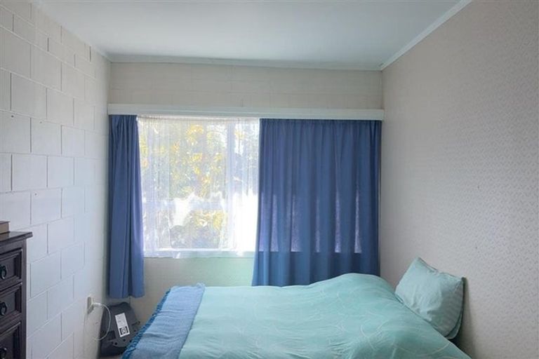 Photo of property in 2/29 Pine Road, Orewa, 0931