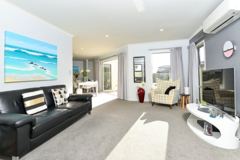 Photo of property in 52 Featherstone Drive, Flagstaff, Hamilton, 3210