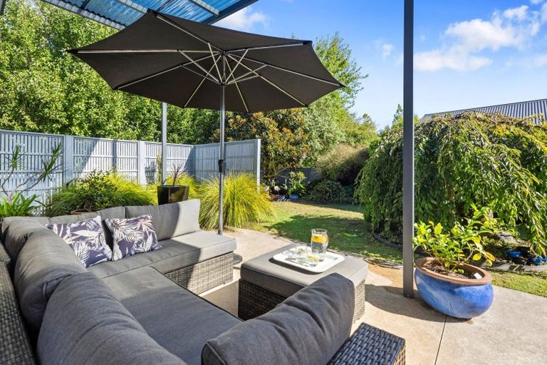 Photo of property in 1 Ellesmere Close, Pyes Pa, Tauranga, 3112