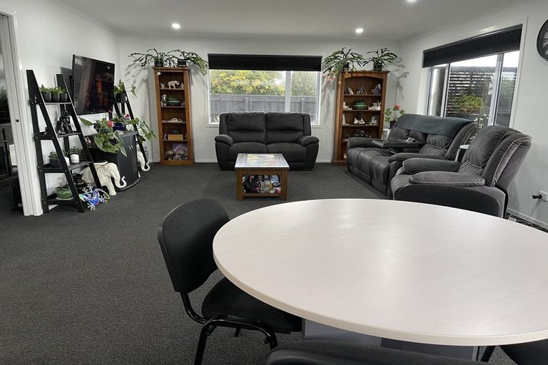 Photo of property in 110 Cracroft Street, Waitara, 4320