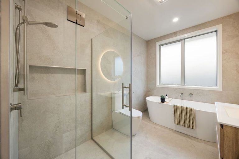 Photo of property in 18 Patrick Place, Fitzroy, Hamilton, 3206