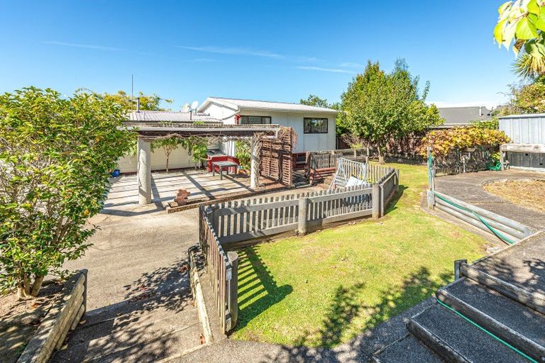Photo of property in 43 Parkdale Drive, Aramoho, Whanganui, 4500