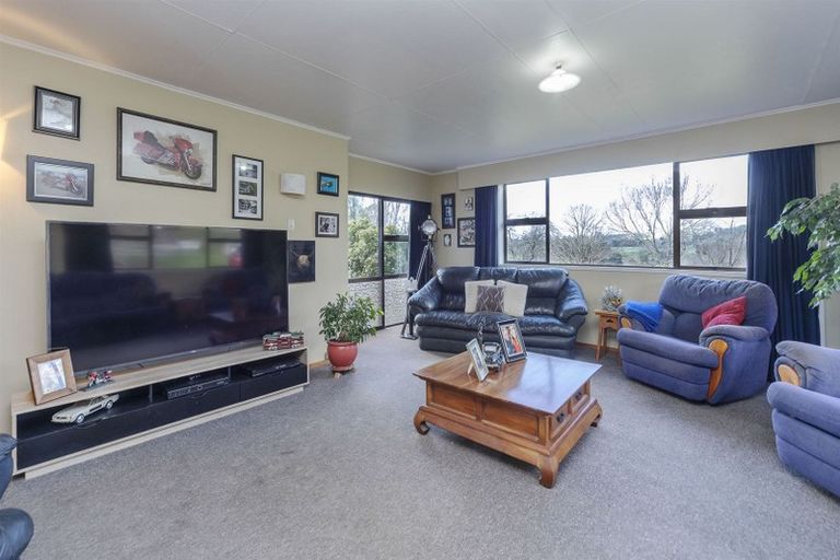 Photo of property in 7975 State Highway 1, Taihape, 4793