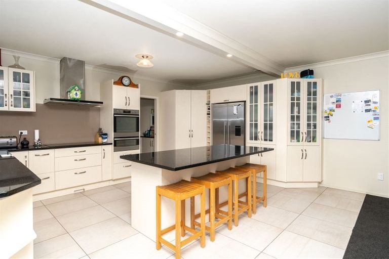 Photo of property in 32 Marshmeadow Road, Newstead, Hamilton, 3286