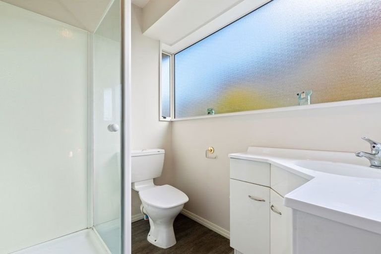 Photo of property in 5 Hossack Close, Belfast, Christchurch, 8051