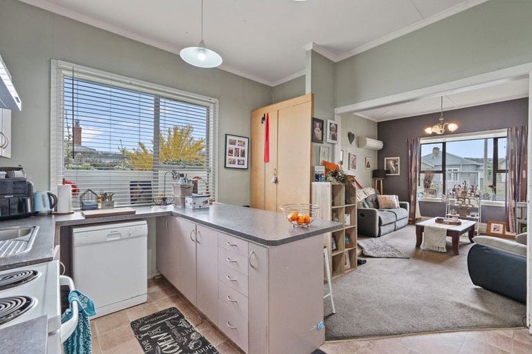 Photo of property in 49 Young Street, Saint Kilda, Dunedin, 9012