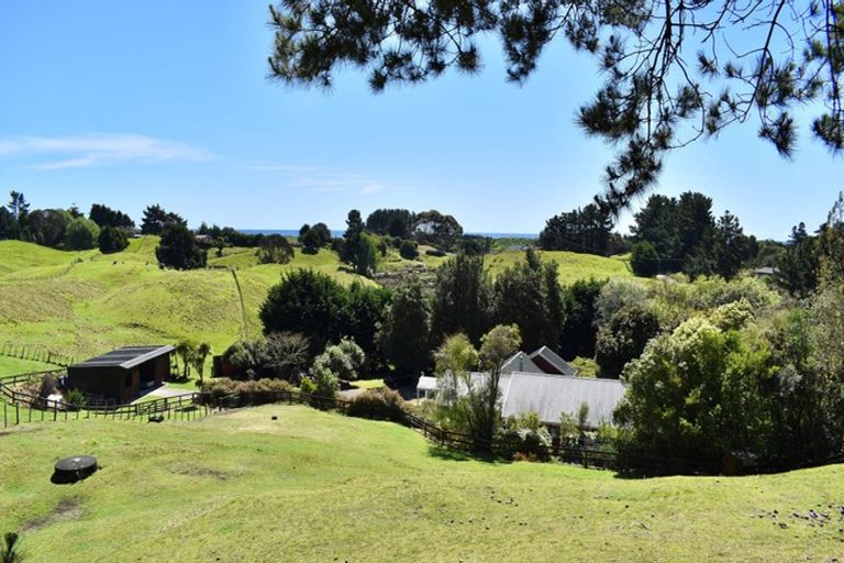 Photo of property in 151 Te Hapua Road, Te Horo, Otaki, 5581