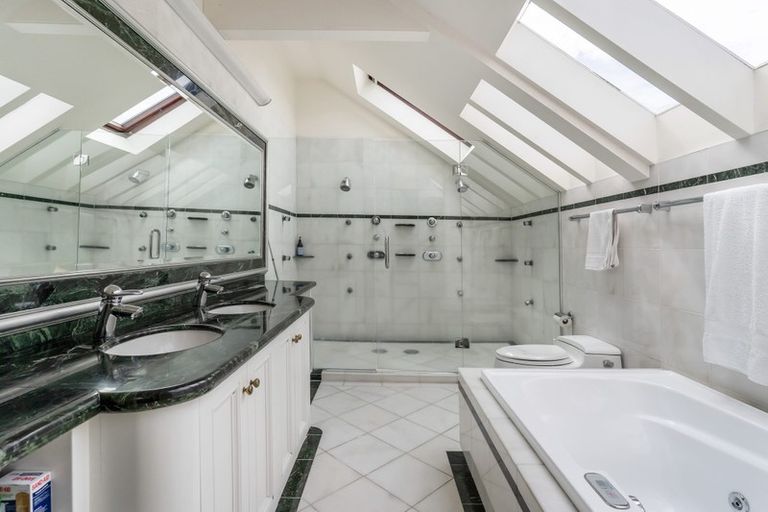 Photo of property in 79 Shore Road, Remuera, Auckland, 1050