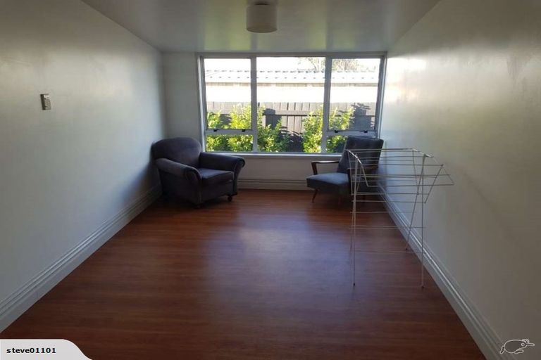 Photo of property in 45 Fitzroy Road, Fitzroy, New Plymouth, 4312