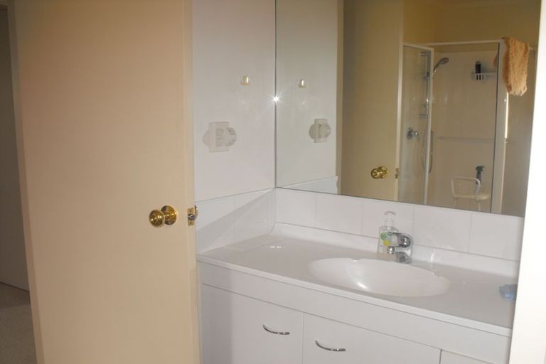 Photo of property in Orange Grove Village, 58/22 Pyes Pa Road, Pyes Pa, Tauranga, 3112