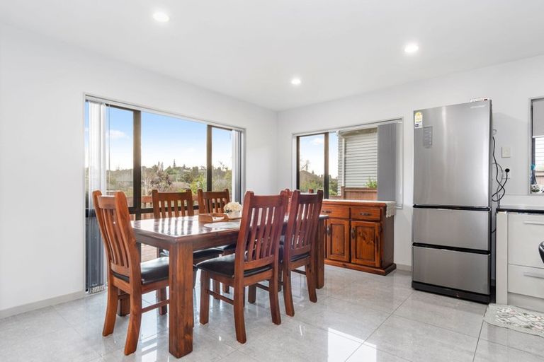 Photo of property in 92 Waterside Drive, Pyes Pa, Tauranga, 3112