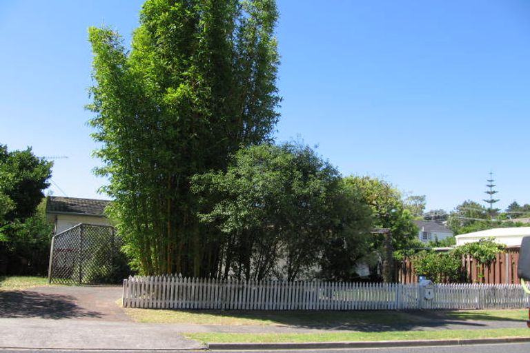 Photo of property in 3 Clensmore Place, Torbay, Auckland, 0630