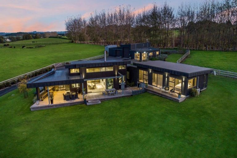 Photo of property in 70 Falconer Road, Pohara, Takaka, 7183