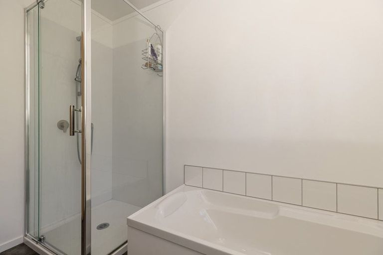 Photo of property in 2 Kanawa Street, Waikanae, 5036