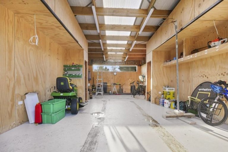 Photo of property in 1 Showground Place, Leeston, 7632