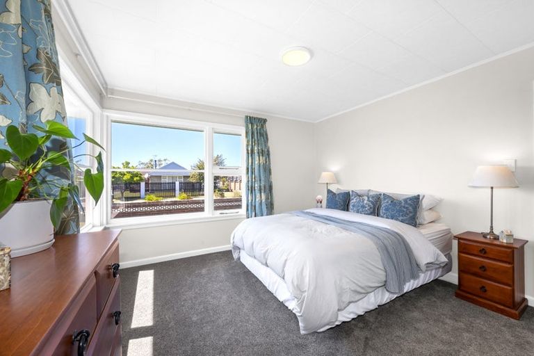 Photo of property in 17 Blankney Street, Hornby, Christchurch, 8042