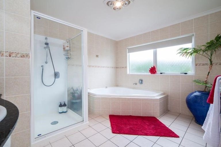 Photo of property in 56 Helvetia Drive, Browns Bay, Auckland, 0630