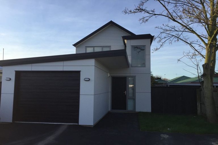 Photo of property in 553 Hereford Street, Linwood, Christchurch, 8011