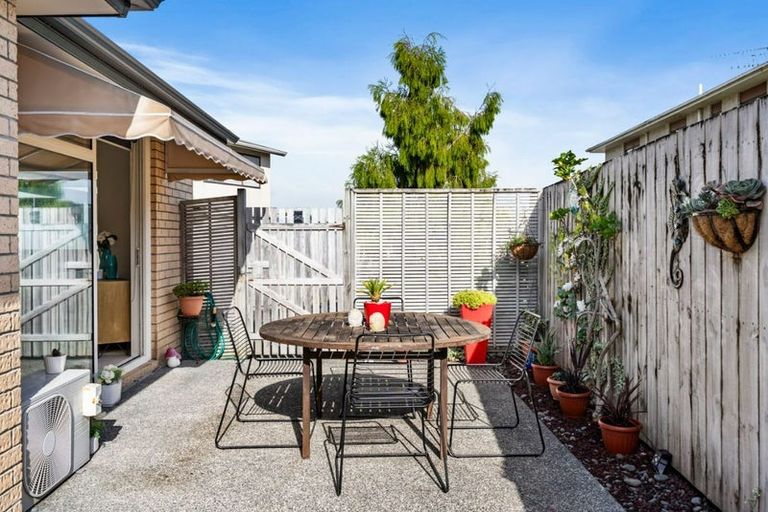 Photo of property in 56a Florence Avenue, Orewa, 0931