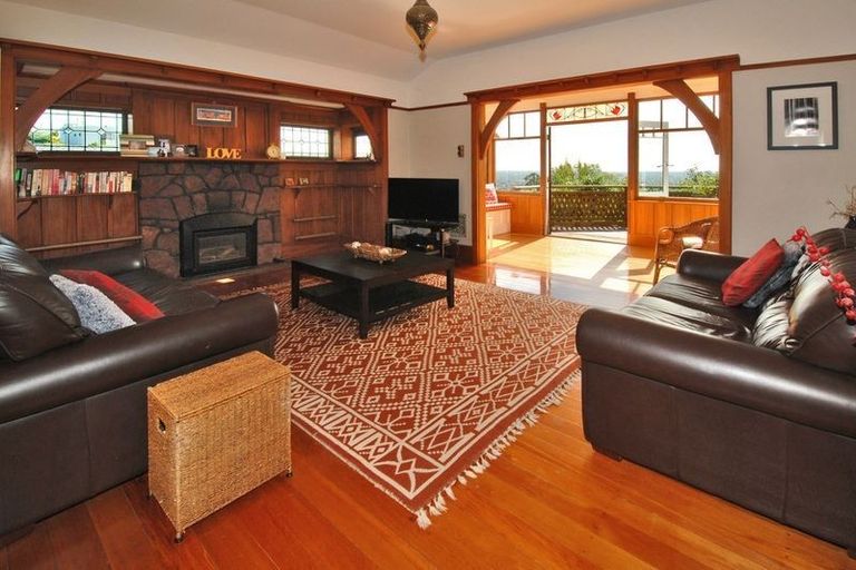 Photo of property in 67 Hackthorne Road, Cashmere, Christchurch, 8022