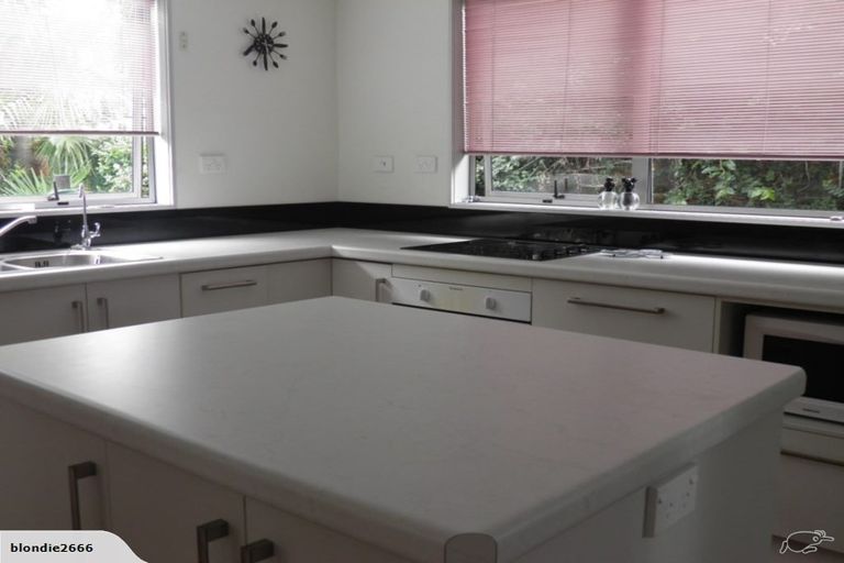 Photo of property in 28 Ranfurly Street, Tamatea, Napier, 4112