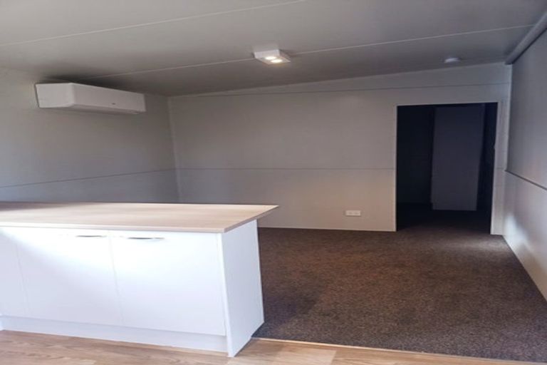 Photo of property in 32 Forest Road, Waitarere Beach, Levin, 5510