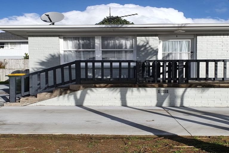 Photo of property in 2/9 View Road, Papakura, 2110