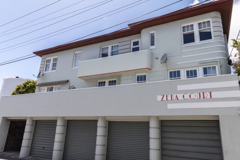 Photo of property in Zena Court, 1/11 Dufferin Street, Mount Victoria, Wellington, 6021