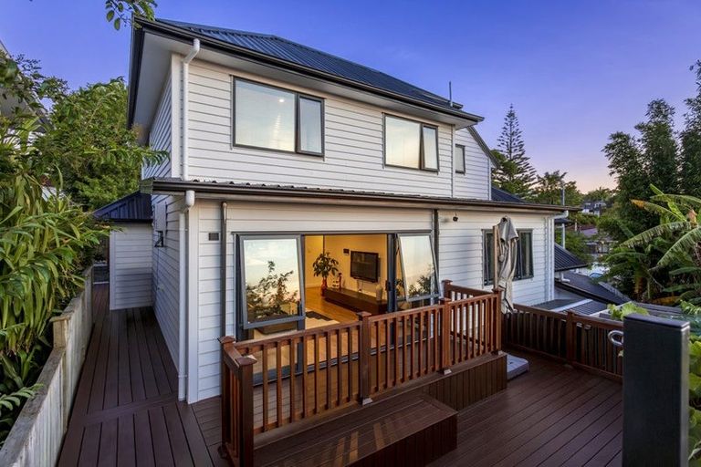 Photo of property in 29a Arrow Road, Forrest Hill, Auckland, 0620