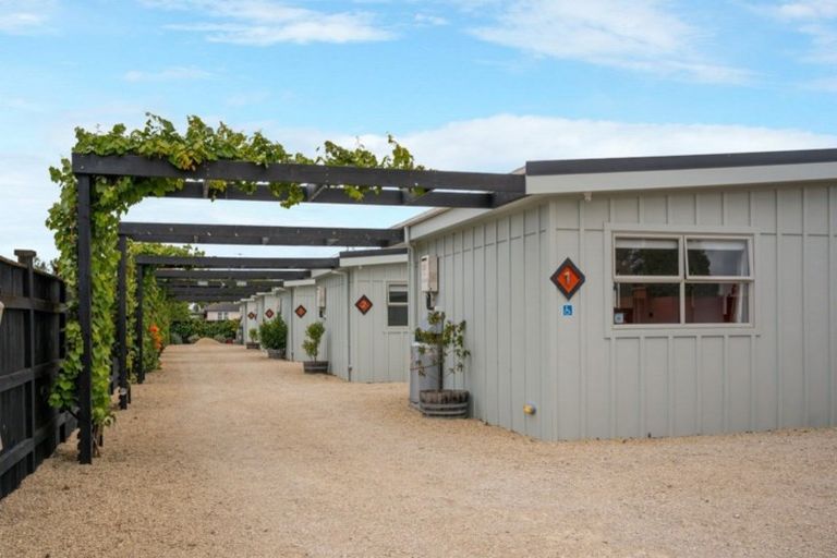 Photo of property in 24 Cologne Street, Martinborough, 5711