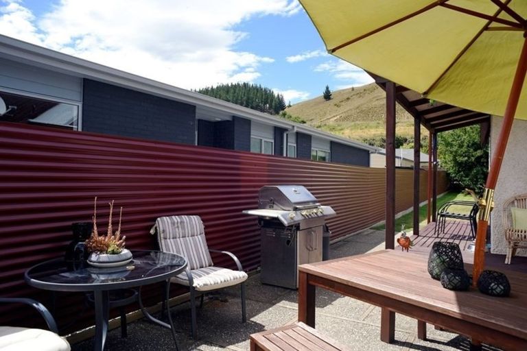 Photo of property in 82 Shields Street, Clyde, 9330