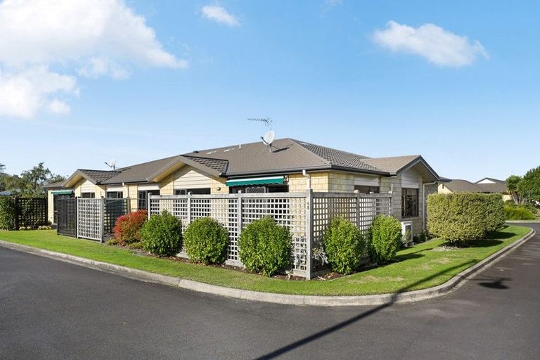 Photo of property in Bramley Gardens, 48/3 Turnbury Court, Rototuna, Hamilton, 3210