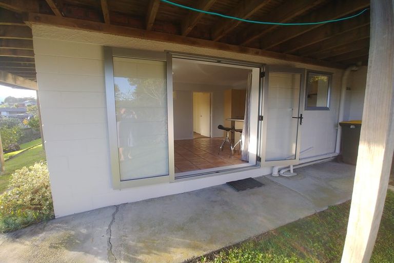 Photo of property in 5 Markham Place, Bucklands Beach, Auckland, 2012