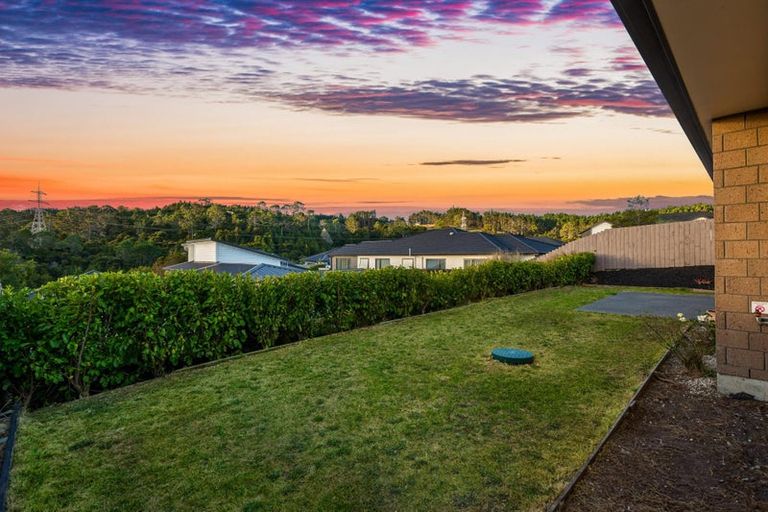 Photo of property in 9 Jeroboam Loop, Kumeu, 0810