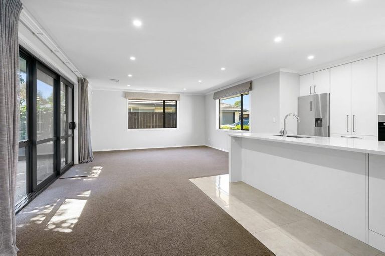 Photo of property in 5 Hawkins Lane, Cambridge, 3434