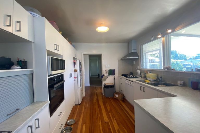 Photo of property in 28 Queenwood Avenue, Queenwood, Hamilton, 3210