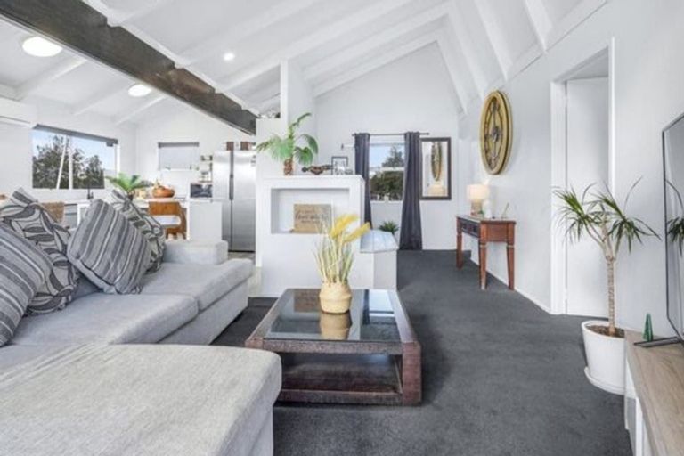 Photo of property in 16 Shelley Jane Place, Dinsdale, Hamilton, 3204