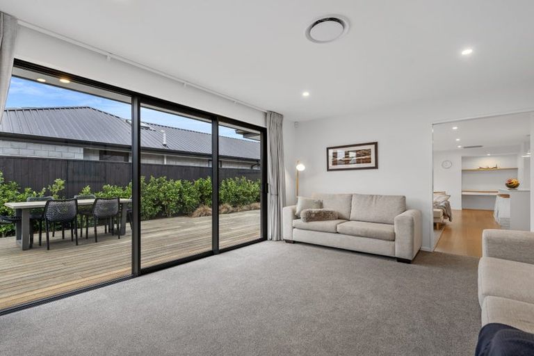 Photo of property in 22 Dray Place, Halswell, Christchurch, 8025