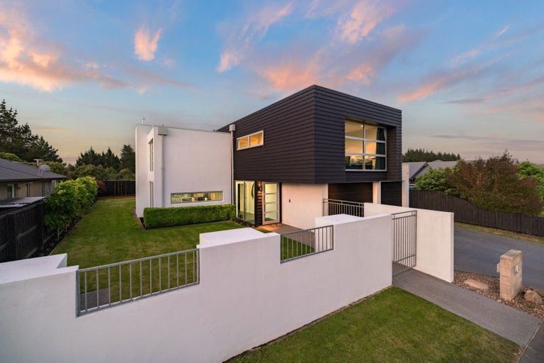 Photo of property in 12 Reka Street, Parklands, Christchurch, 8083