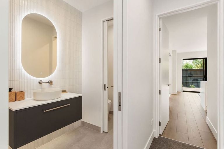 Photo of property in 17a Kirkwood Avenue, Upper Riccarton, Christchurch, 8041